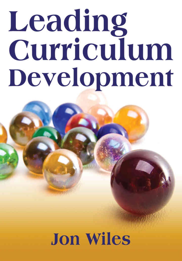 Leading Curriculum Development, 1st Edition